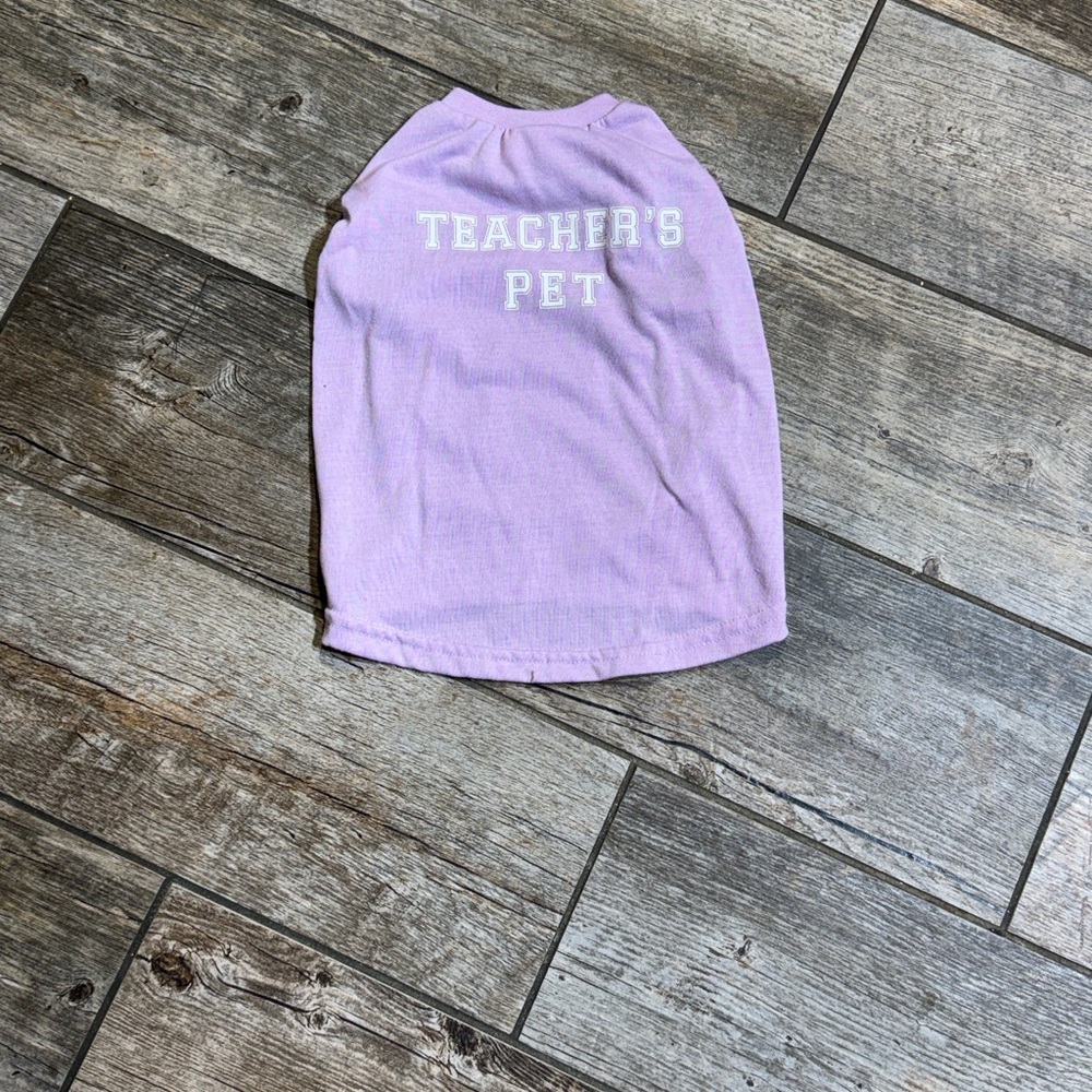 Top Paw  'Teacher's Pet' Lavender Dog Tee. Brand New WithoutTag